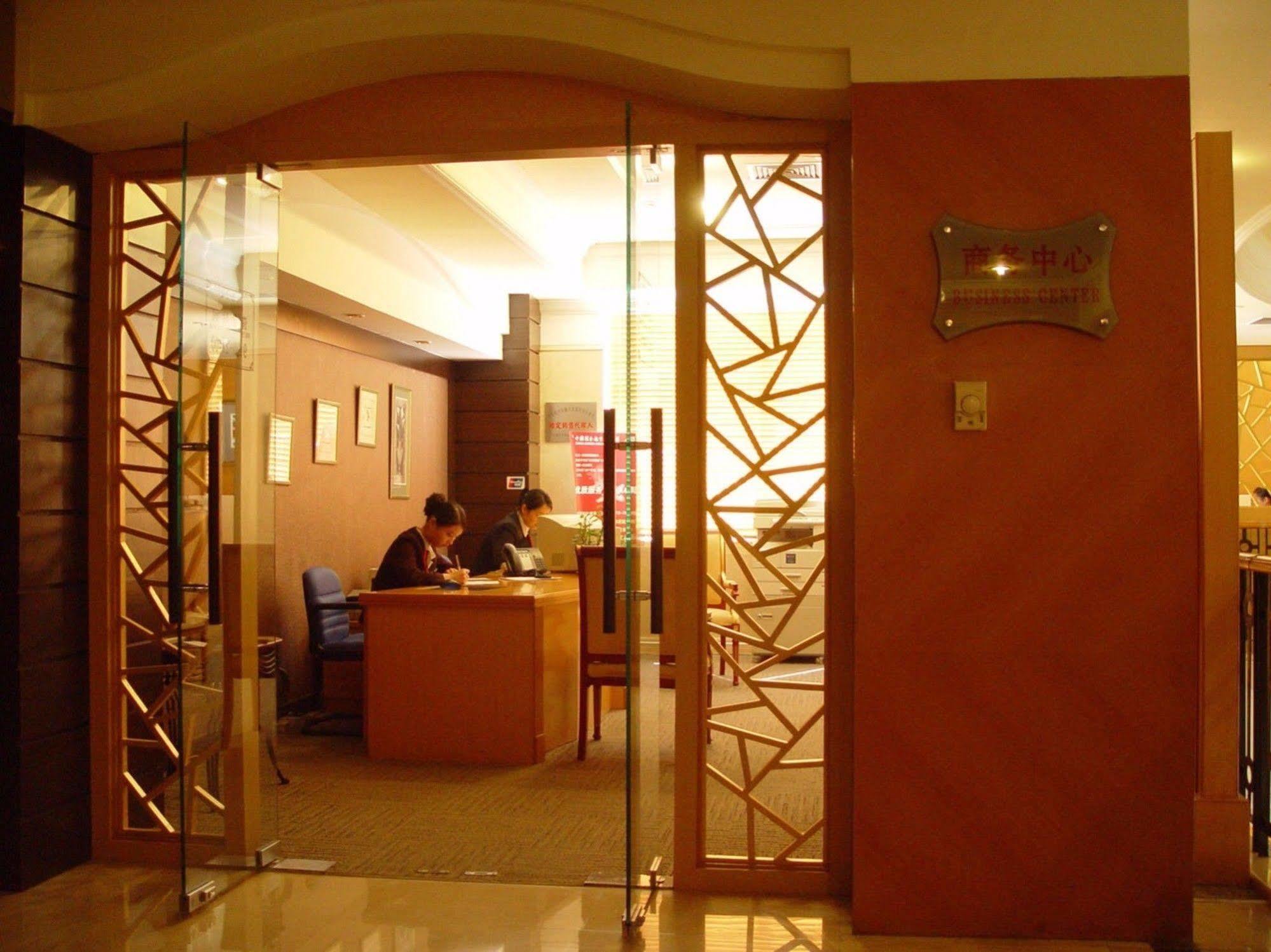 Oriental Garden Hotel Peking Kültér fotó